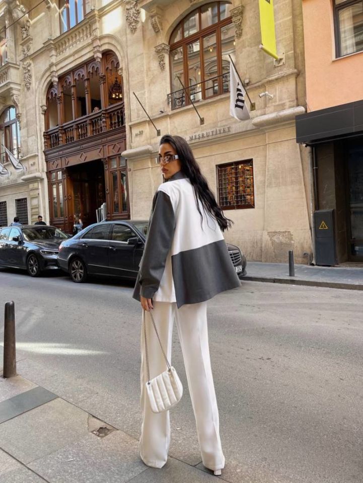 Cool Two-Tone Blazer Jacket