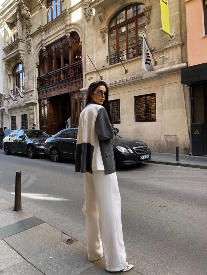 Cool Two-Tone Blazer Jacket